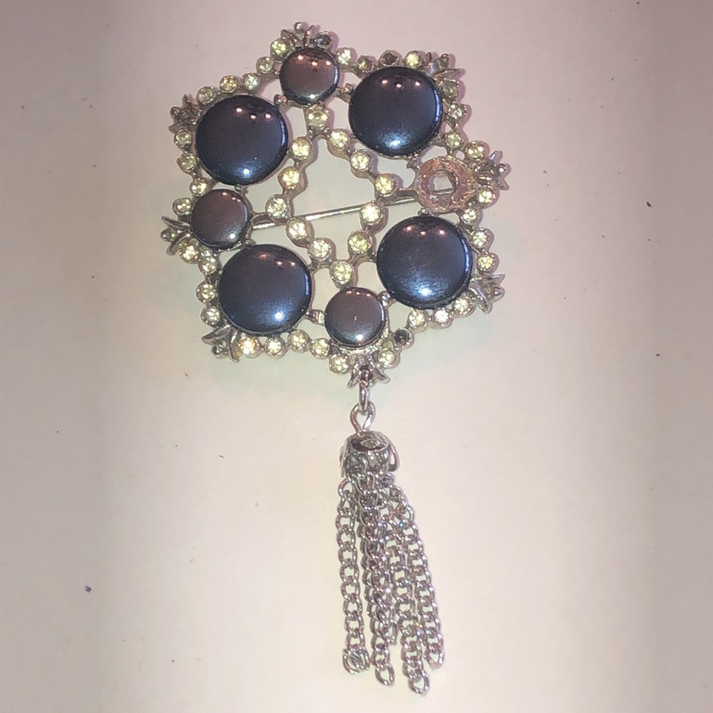 Celebrity NY Vintage Silver Tone and Metallic Black Brooch